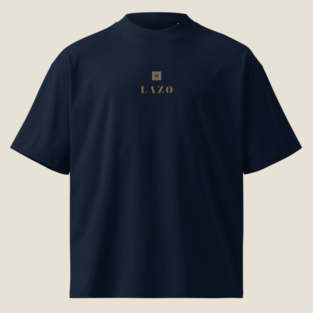 Camiseta Oversize — Nudo y nombre